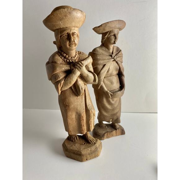 Set of 2 Primitive Hand Carved Wooden Figurines | Folk Art | 1930's - Picture 2 of 10